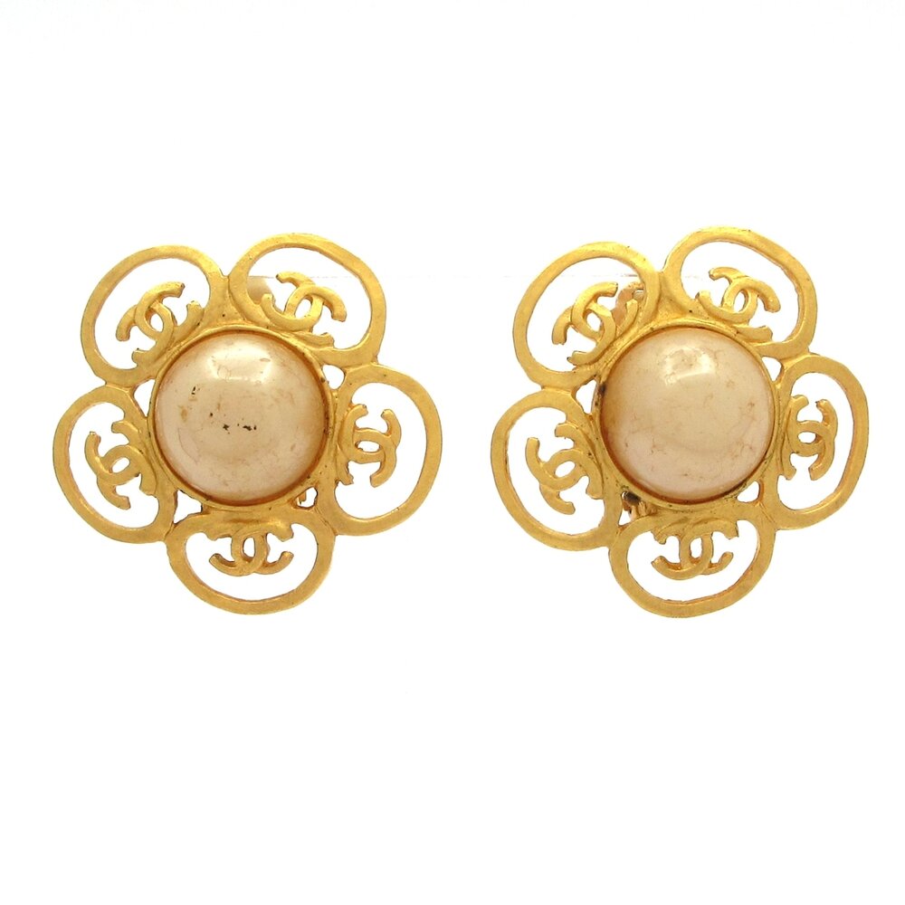 Chanel Clip On Earrings Gold Cream Hardware Faux Pearl - Picture 1 of 6